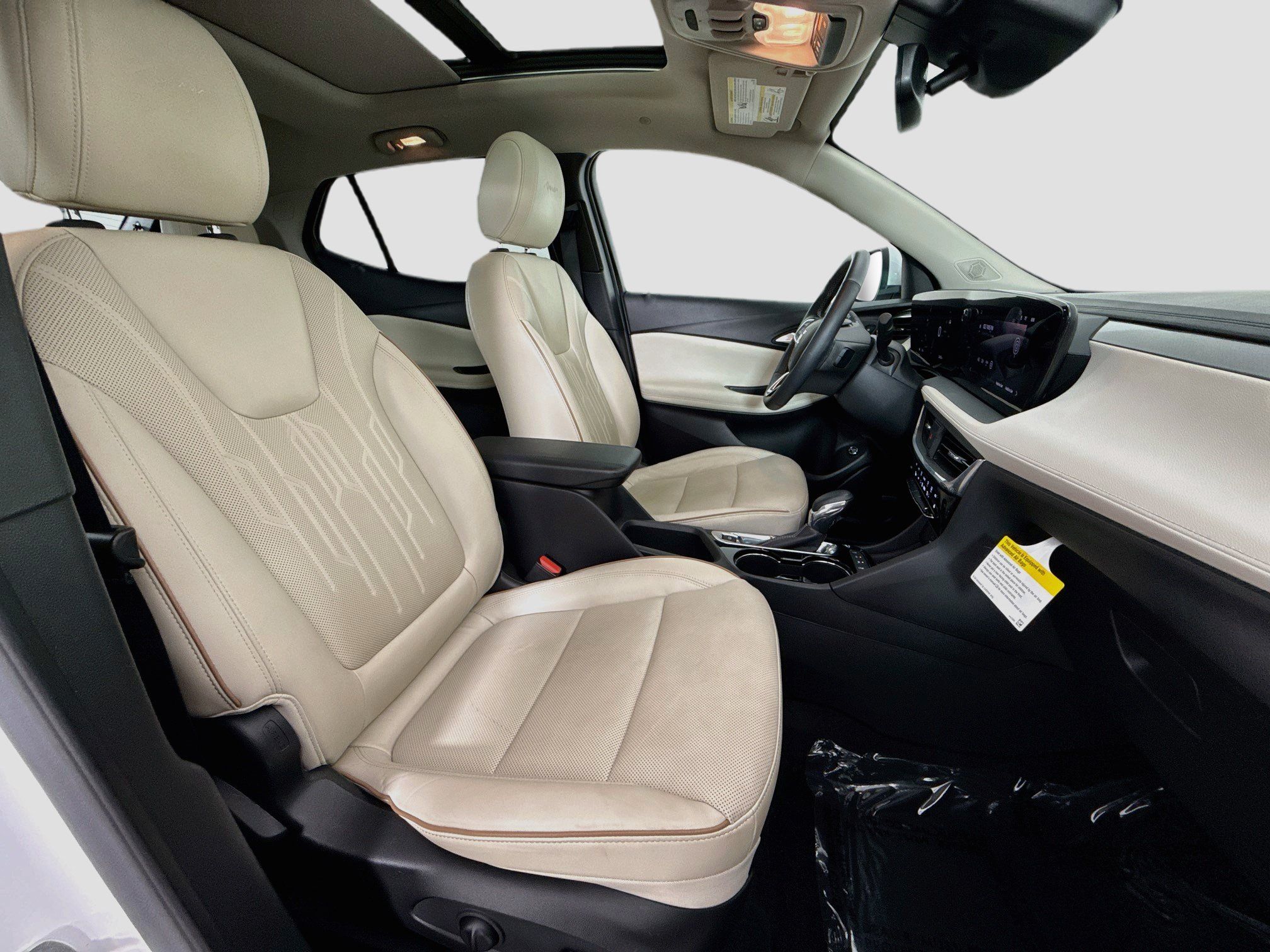 Used 2024 Buick Encore GX Avenir w/ Avenir Convenience Package AWD/4WD image 30