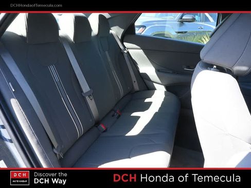 Used 2025 Hyundai Elantra Sport FWD image 20