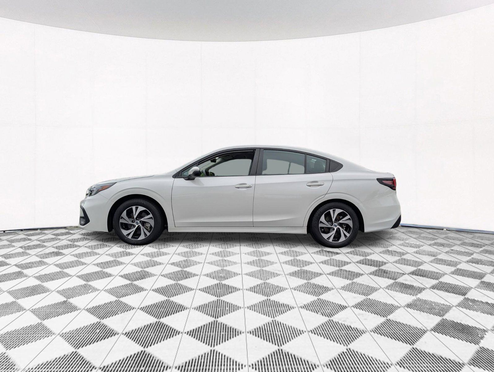 Certified 2025 Subaru Legacy Premium AWD/4WD image 9