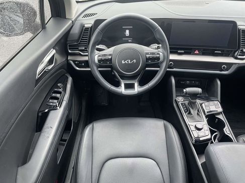 Used 2024 Kia Sportage EX image 21