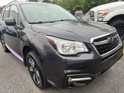 Used 2018 Subaru Forester 2.5i Premium AWD/4WD image 1