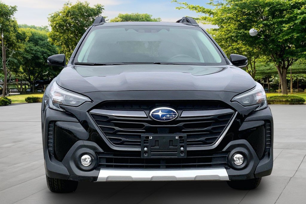 Used 2023 Subaru Outback Limited AWD/4WD image 2