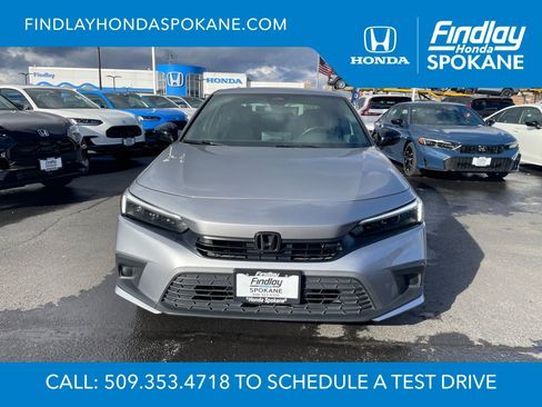 Used 2023 Honda Civic Sport image 2