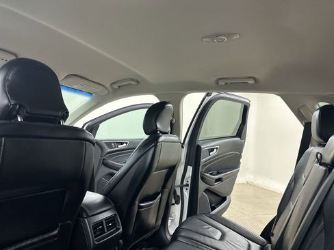 Used 2016 Ford Edge Titanium w/ Technology Package image 26