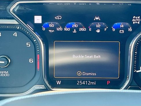 Used 2021 GMC Yukon Denali w/ Denali Ultimate Package AWD/4WD image 12