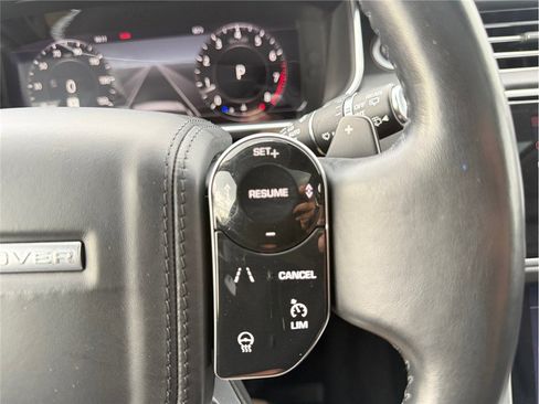 Used 2018 Land Rover Range Rover HSE image 25