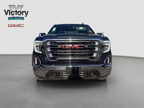 Used 2022 GMC Sierra 1500 SLT w/ SLT Premium Package image 3