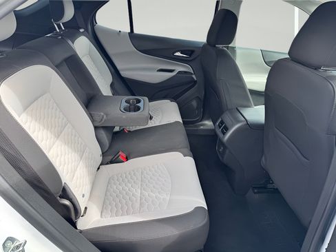 Used 2020 Chevrolet Equinox LS FWD image 26