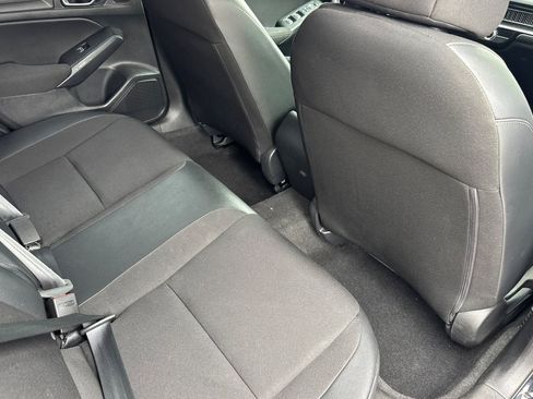 Certified 2025 Honda Civic Sport image 30