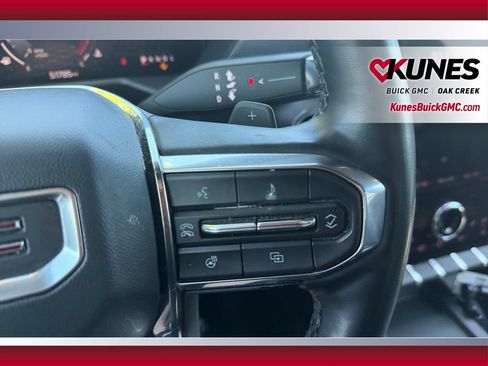 Used 2024 GMC Acadia Elevation AWD/4WD image 30