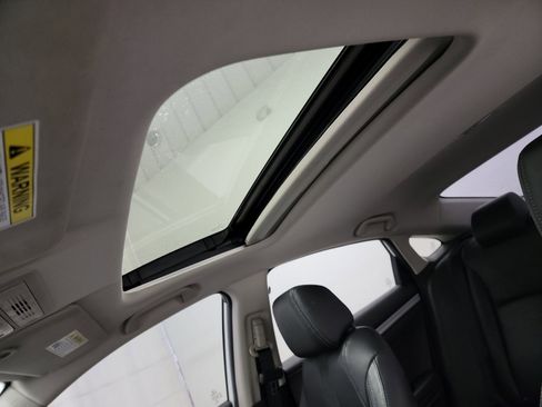 Used 2019 Honda Civic EX-L image 24