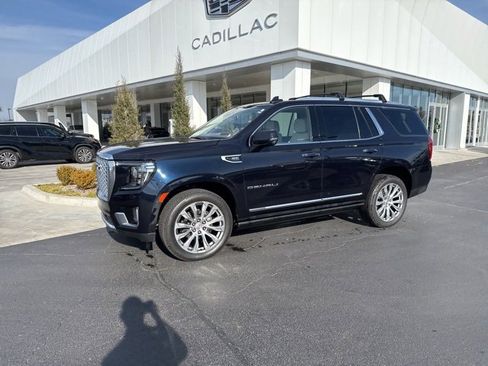 Used 2022 GMC Yukon Denali image 2