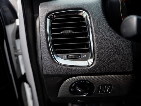 Used 2019 Dodge Durango R/T w/ Blacktop Package image 21