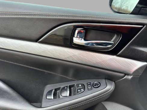 Used 2018 Nissan Maxima 3.5 SL image 12