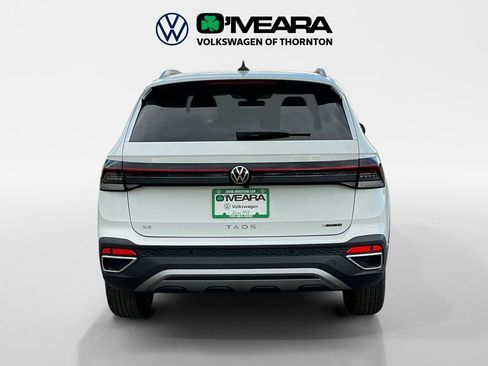 New 2025 Volkswagen Taos SE image 4