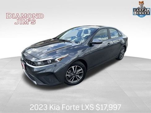 Used 2023 Kia Forte LXS w/ LXS Technology Package image 1