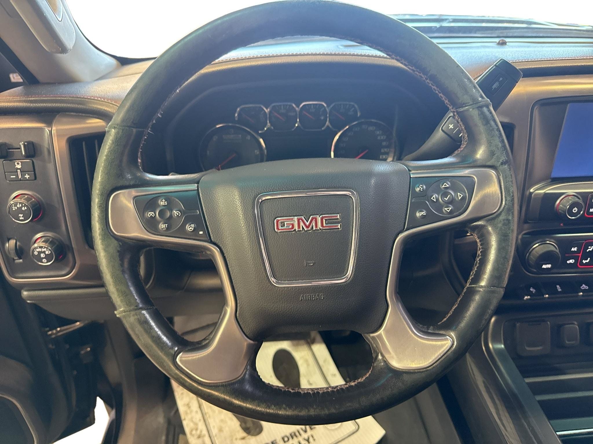 Used 2016 GMC Sierra 2500 SLT w/ All-Terrain HD Package AWD/4WD image 11