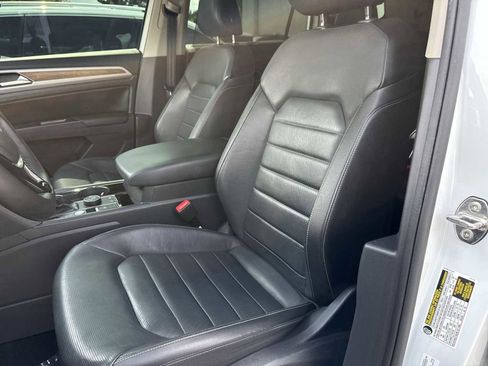 Used 2019 Volkswagen Atlas SEL Premium AWD/4WD image 16