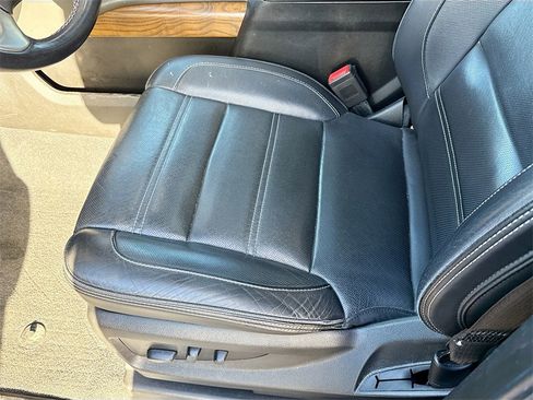 Used 2020 GMC Yukon Denali image 21