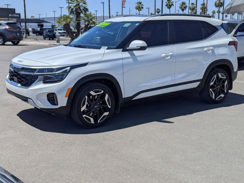 Used 2024 Kia Seltos SX w/ SX Sunroof Package AWD/4WD image 5