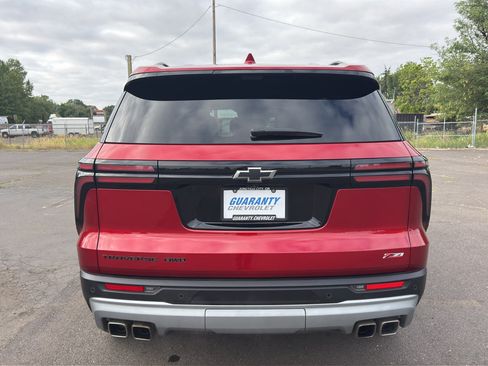 Used 2024 Chevrolet Traverse Z71 w/ Enhanced Driving Package AWD/4WD image 22