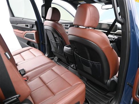Certified 2023 Kia Telluride EX image 20
