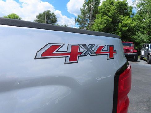 Used 2015 Chevrolet Silverado 2500 LT AWD/4WD image 18
