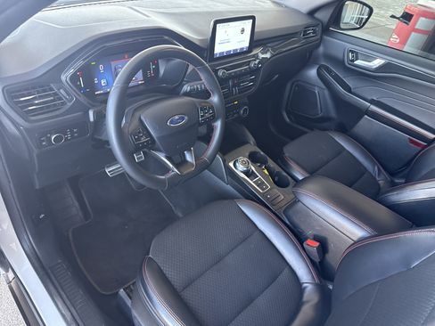 Used 2023 Ford Escape ST-Line w/ Equipment Group 301A image 19
