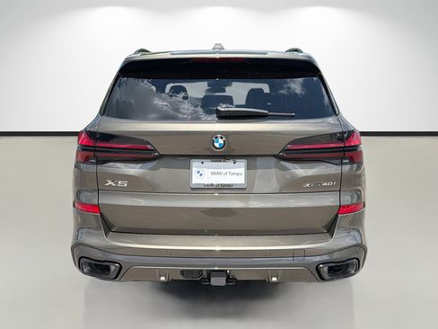 New 2026 BMW X5 xDrive40i w/ M Sport Package AWD/4WD image 4