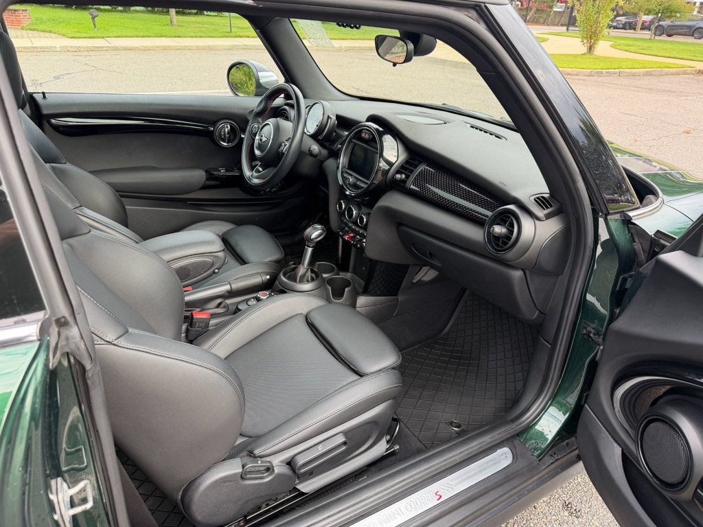 Used 2019 MINI Cooper S w/ Signature Upholstery Package FWD image 10