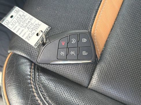 Used 2023 GMC Yukon XL AT4 w/ AT4 Premium Package AWD/4WD image 26