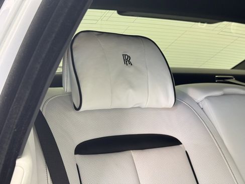 Certified 2023 Rolls-Royce Ghost Black Badge w/ Black Badge Ghost Package image 70