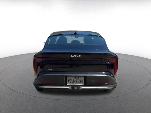 Used 2025 Kia K4 LXS FWD image 10