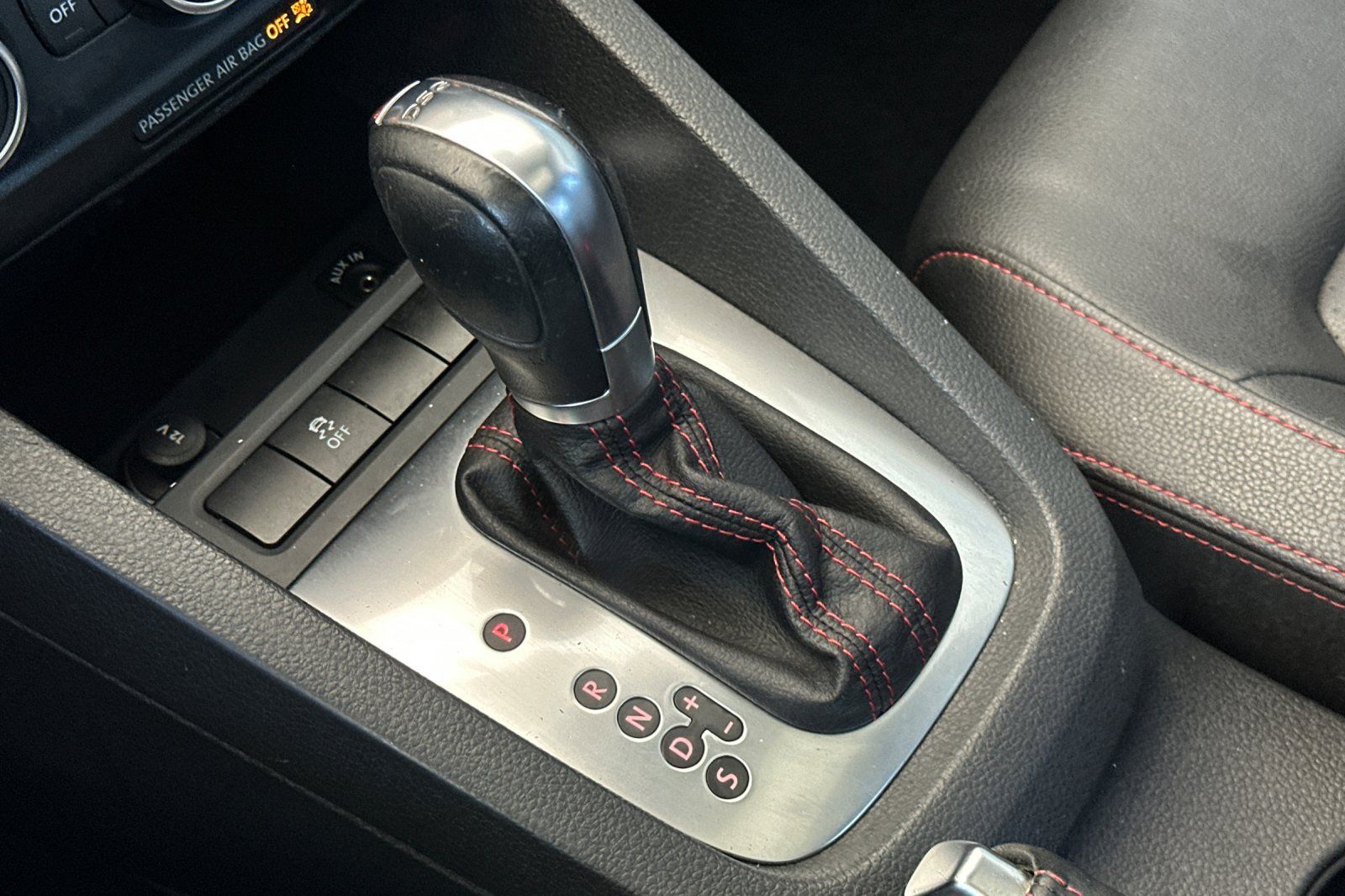 Used 2014 Volkswagen Jetta GLI Autobahn FWD image 18