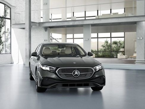New 2026 Mercedes-Benz E 350 4MATIC Sedan image 8