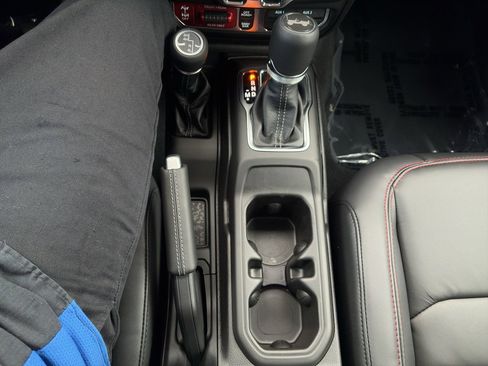 New 2026 Jeep Wrangler Unlimited Rubicon image 12