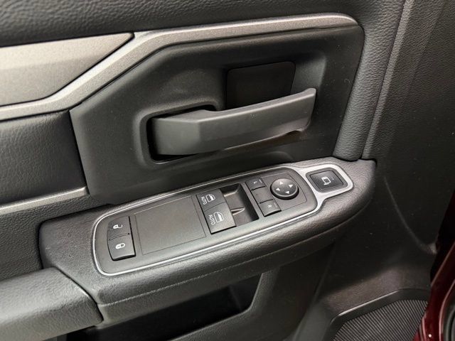 Used 2024 RAM 2500 Tradesman w/ Chrome Appearance Group AWD/4WD image 16