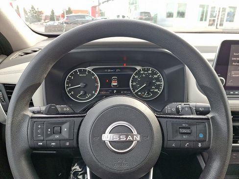 Certified 2023 Nissan Rogue SV image 17