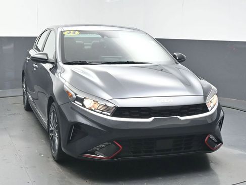 Used 2023 Kia Forte GT-Line w/ GT-Line Premium Package image 2