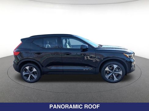 New 2026 Volvo XC40 B5 Plus w/ Protection Package Premier image 3