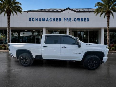 Used 2022 Chevrolet Silverado 2500 LTZ w/ LTZ Plus Package AWD/4WD image 8