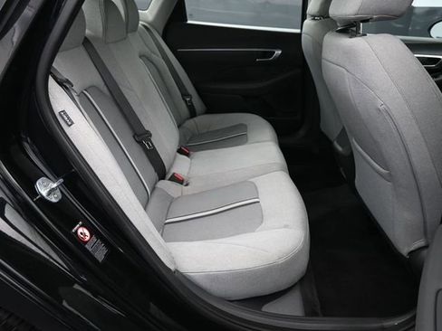 Used 2021 Hyundai Sonata SE image 32