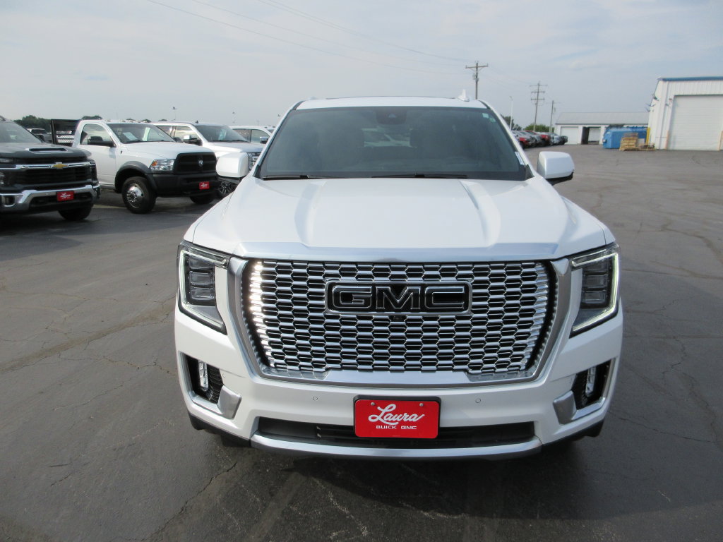 Certified 2024 GMC Yukon Denali w/ Denali Reserve Package AWD/4WD image 12