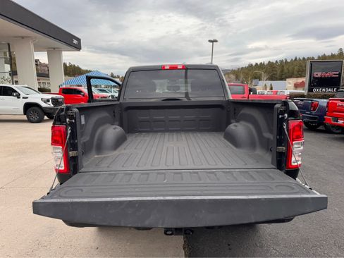 Used 2024 RAM 2500 Big Horn w/ Sport Appearance Package image 14