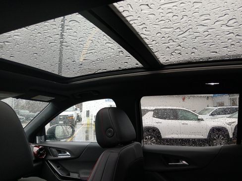 New 2026 Chevrolet Equinox RS image 23