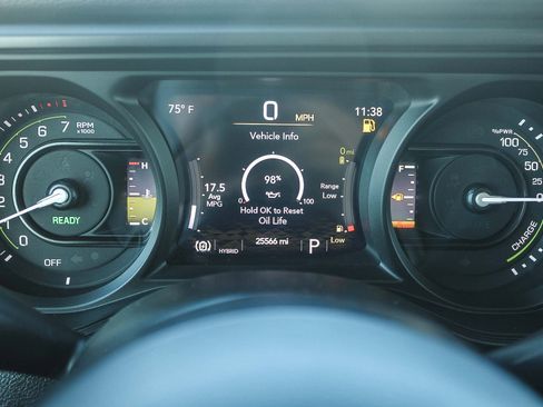 Used 2024 Jeep Wrangler Unlimited w/ Technology Group AWD/4WD image 24