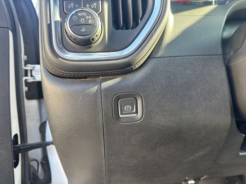 Used 2022 Chevrolet Silverado 3500 LT w/ All Star Edition AWD/4WD image 32