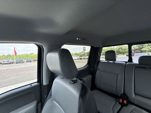 Used 2022 Ford F150 Lariat w/ Equipment Group 502A High AWD/4WD image 10