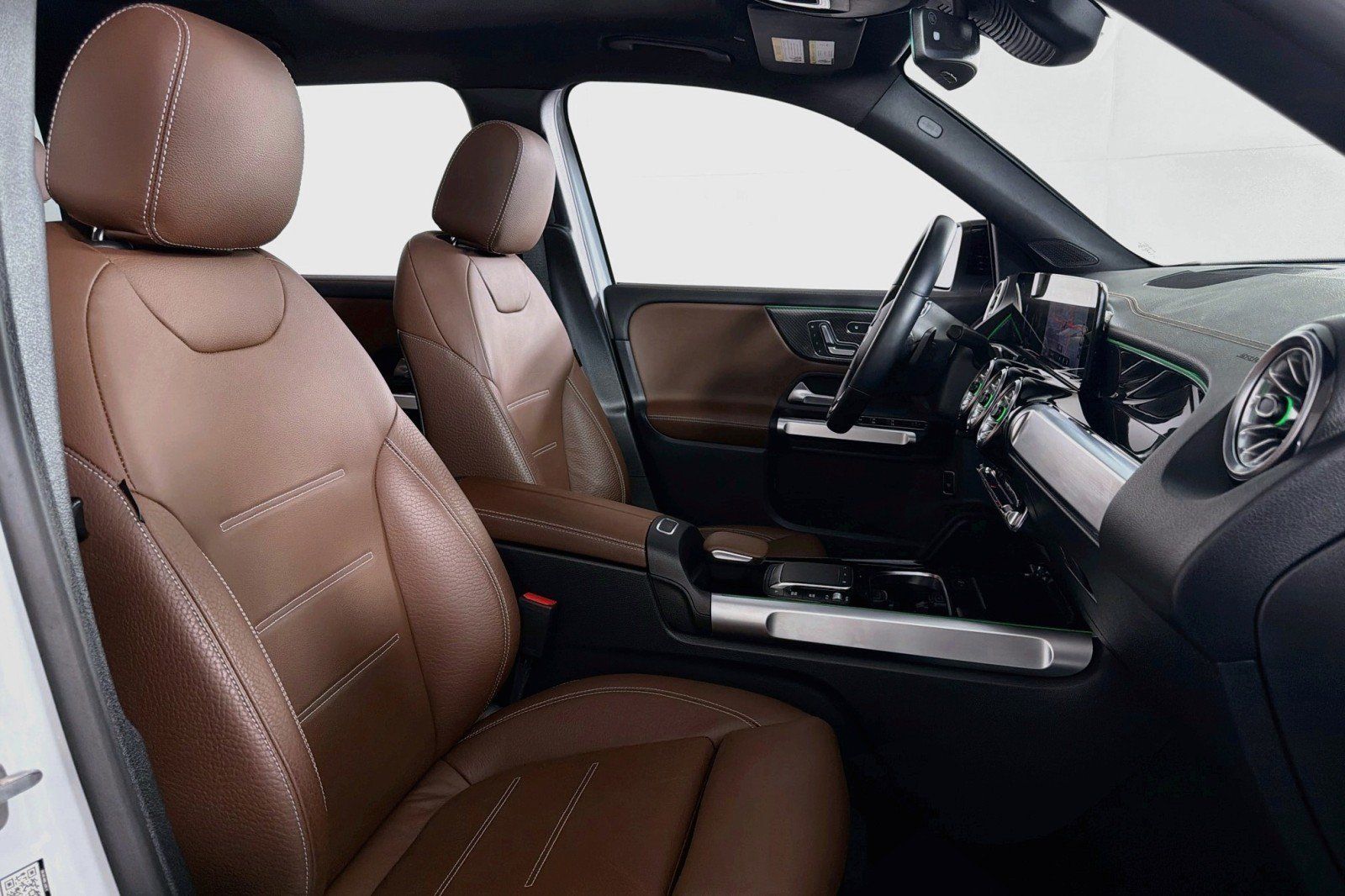 Used 2023 Mercedes-Benz GLB 250 image 6