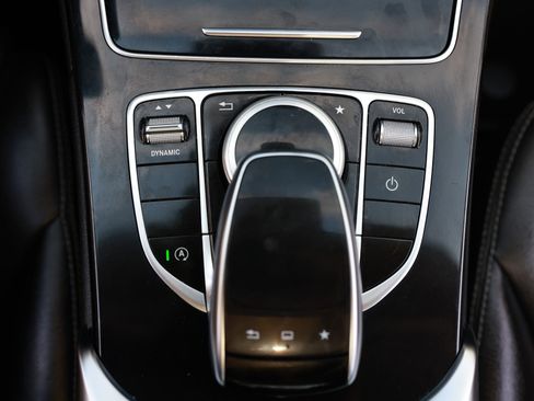 Used 2016 Mercedes-Benz C 300 4MATIC Sedan image 43